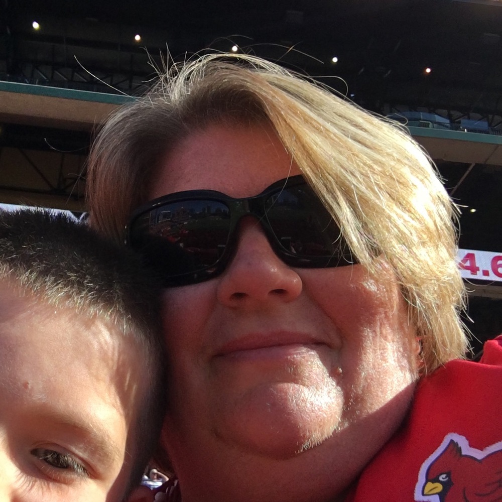 Meet your Posher, Hilarie